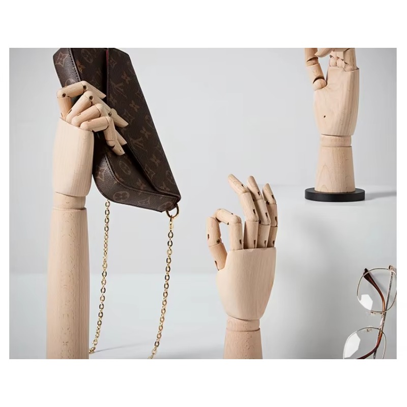 رف عارضة أزياء يدوية من الخشب  - مراجعة Body Jewelry In Store وسعره